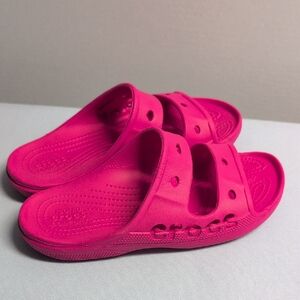 CROCS  Pink Unisex Slide Sandals Men's Size 7 Women's size 9.